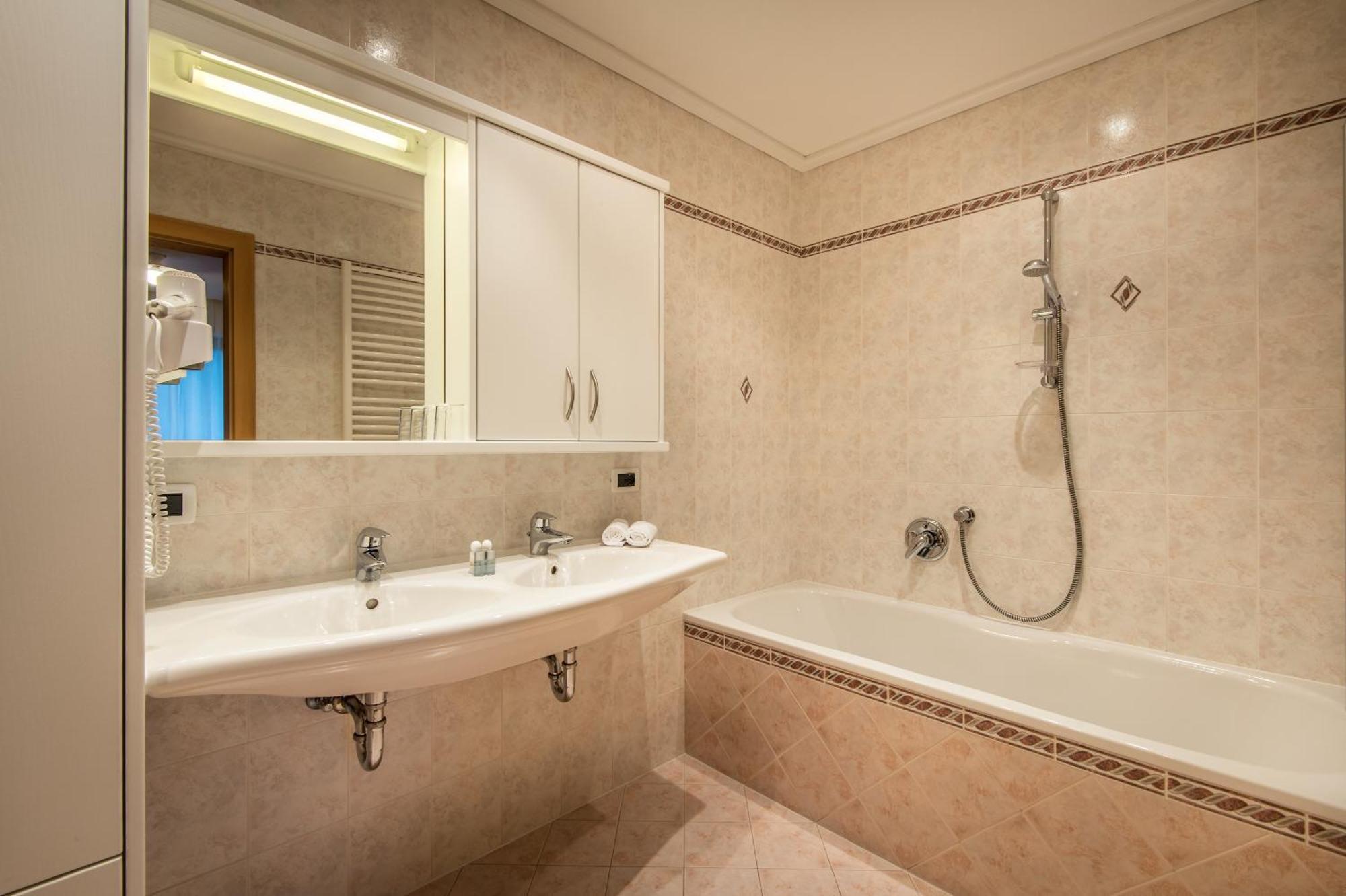 Chalet Prades Dolomiti Lodges La Villa  Εξωτερικό φωτογραφία
